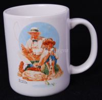 Norman Rockwell CATCHING BIG ONE Coffee Mug Vintage 87